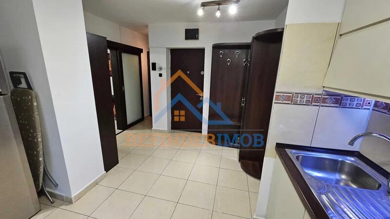 Unirii, zona Rond Alba Iulia, apartament 2 camere